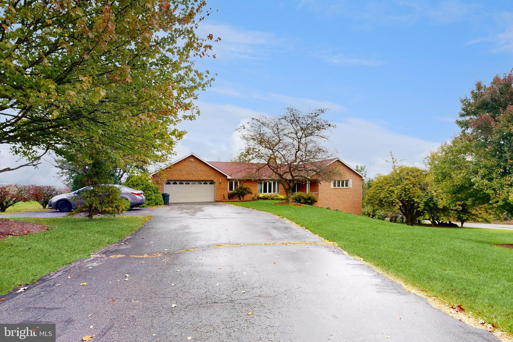 WINFIELD - Residential