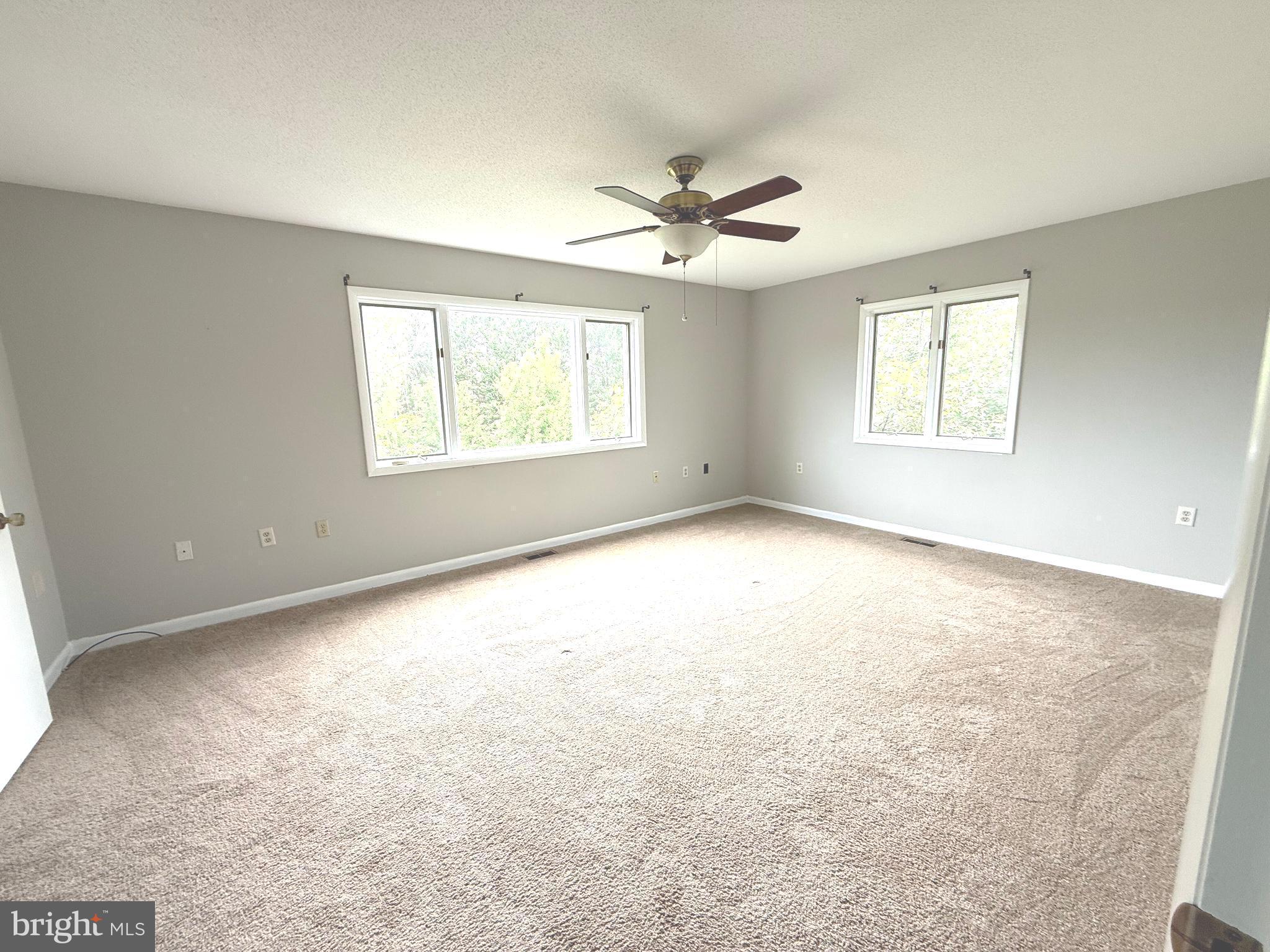 WINFIELD - Residential