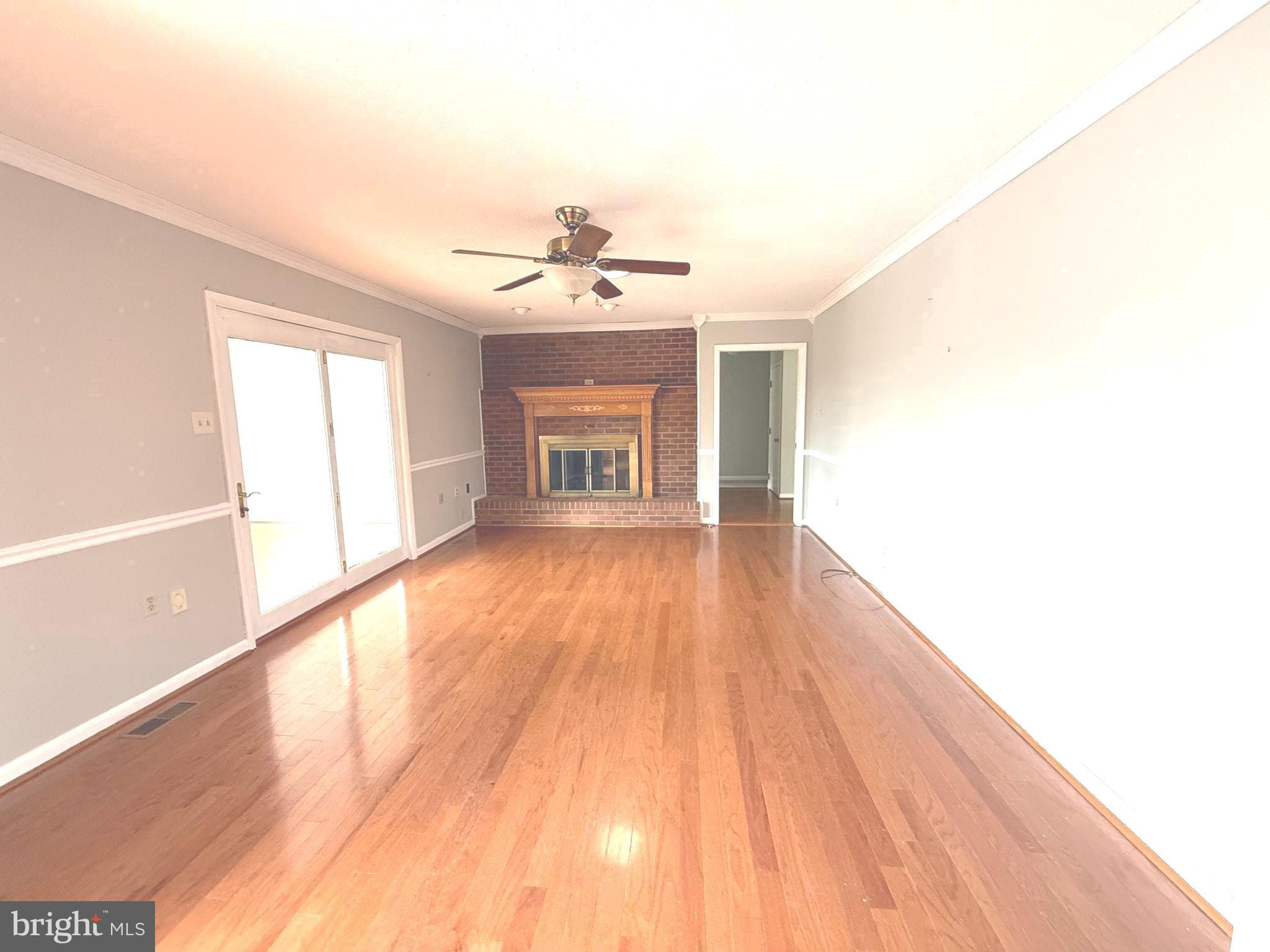 WINFIELD - Residential