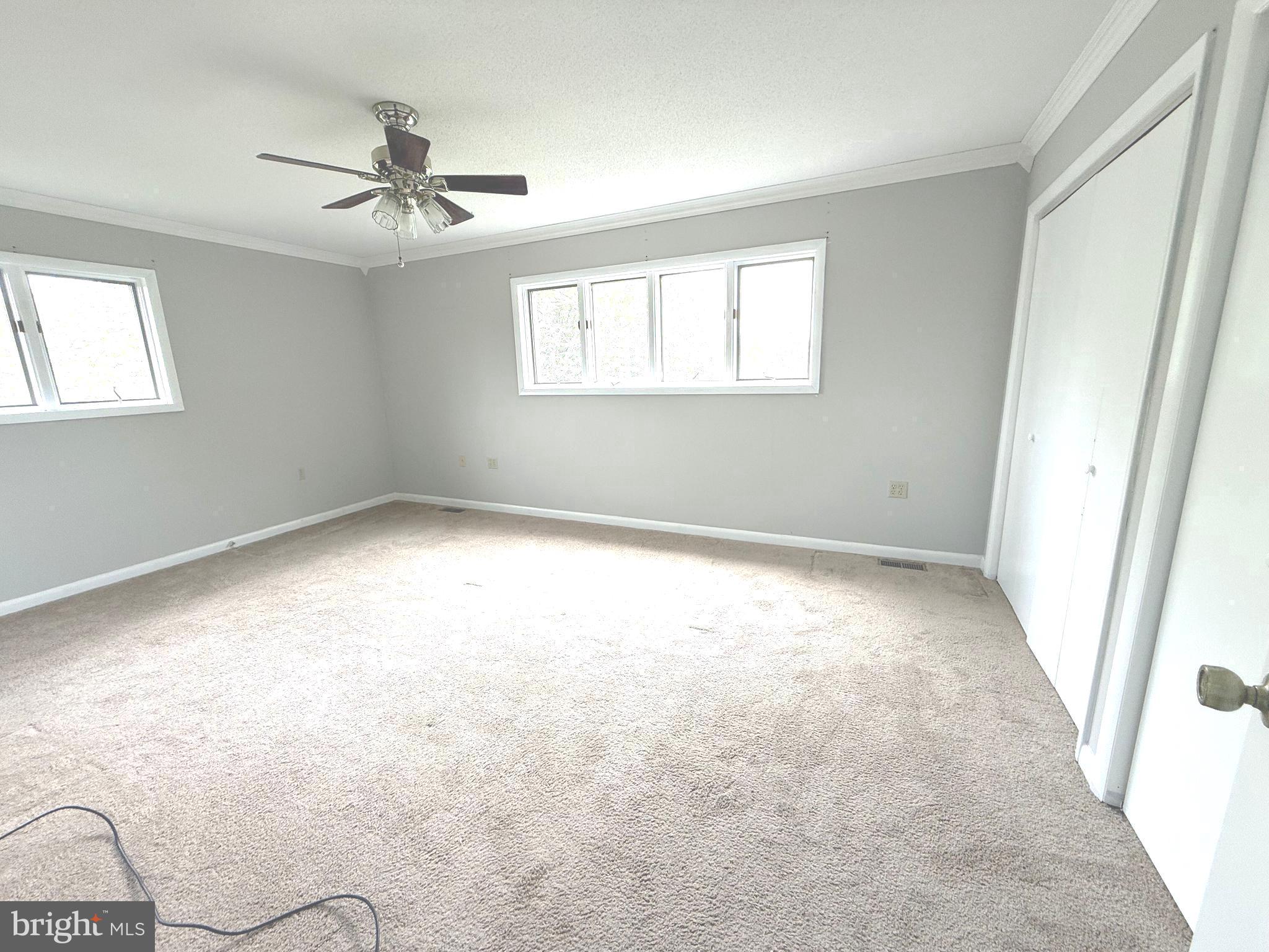 WINFIELD - Residential