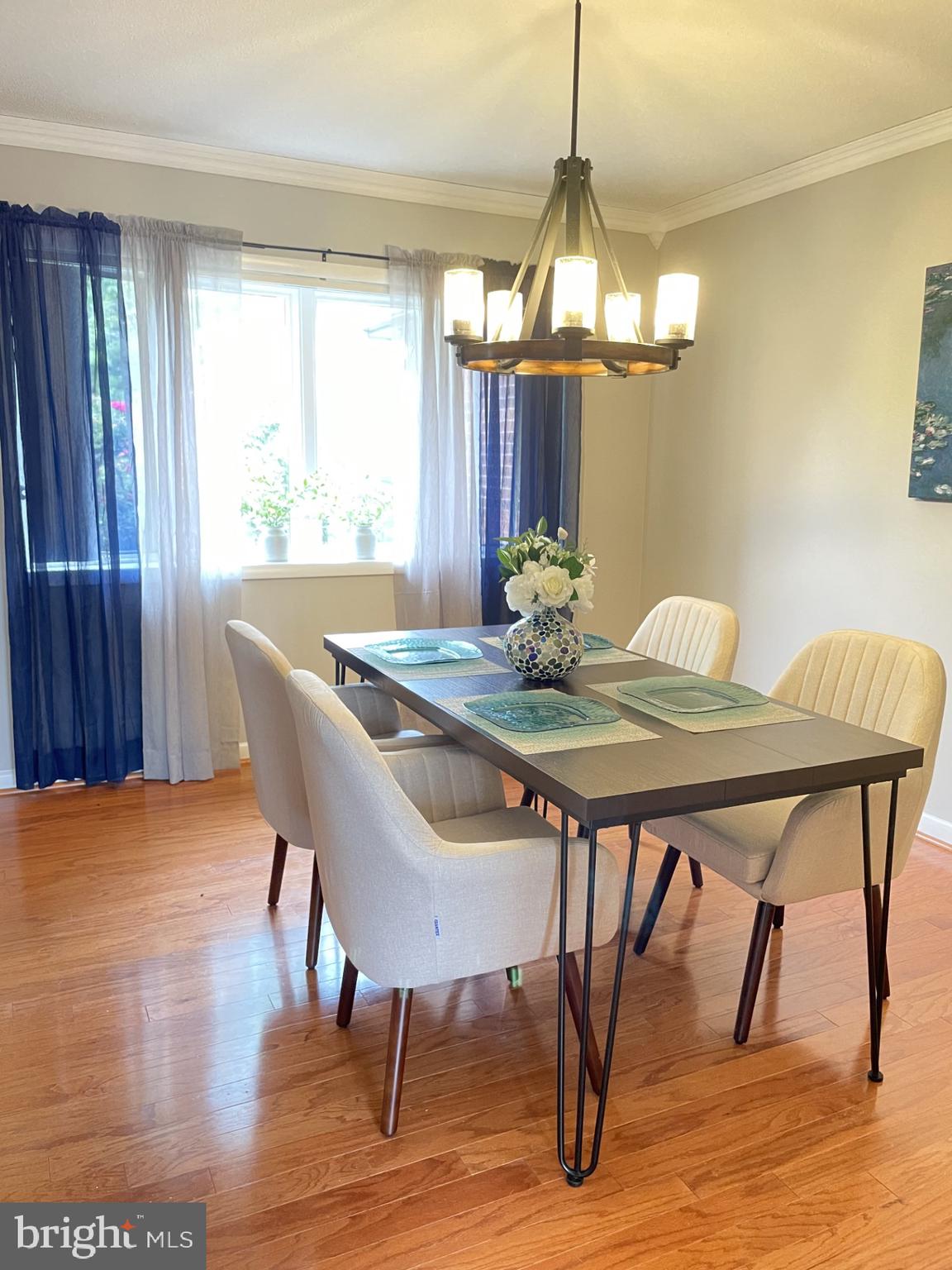 WINFIELD - Residential