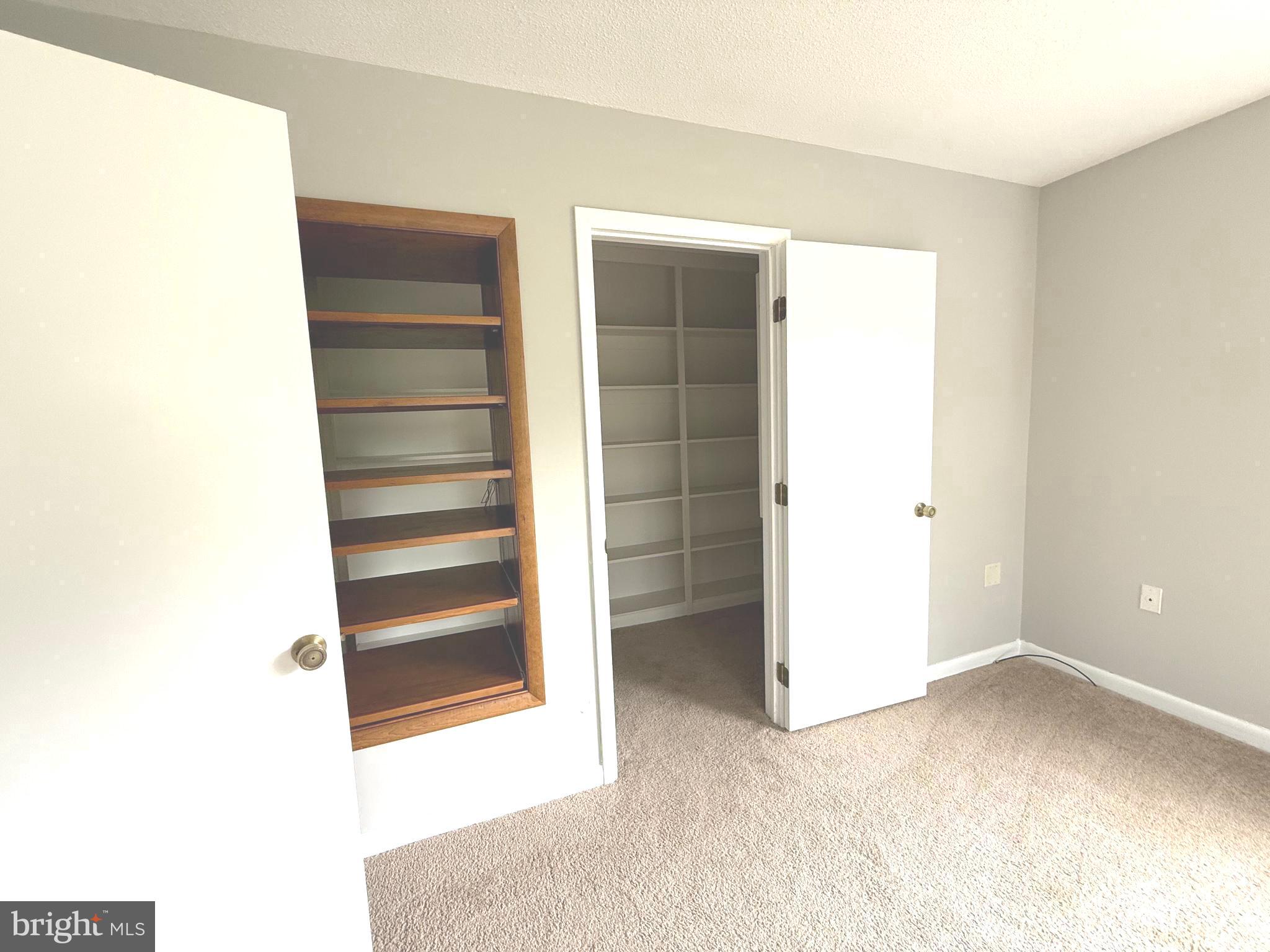 WINFIELD - Residential