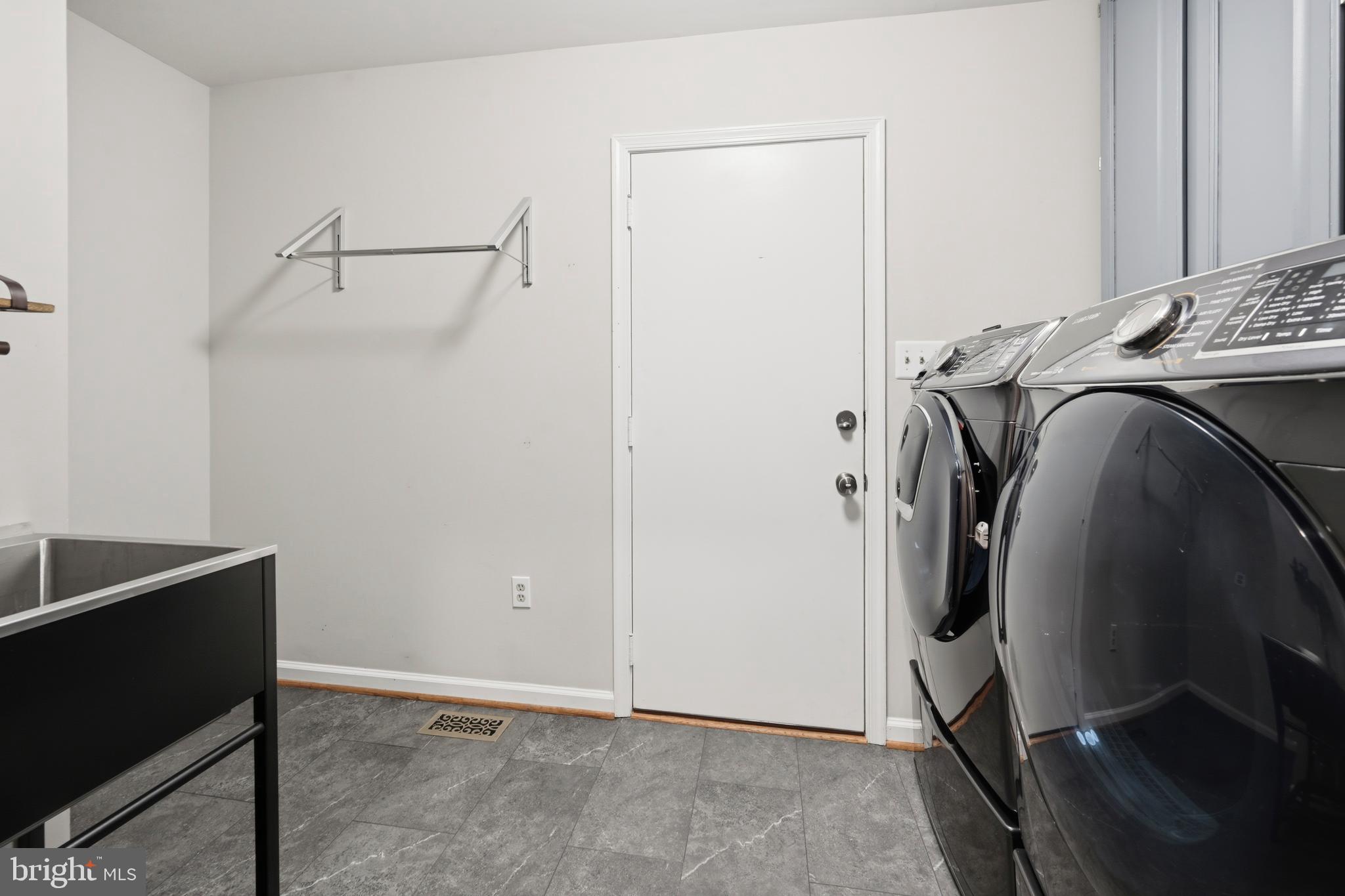NEEDWOOD ESTATES - Residential