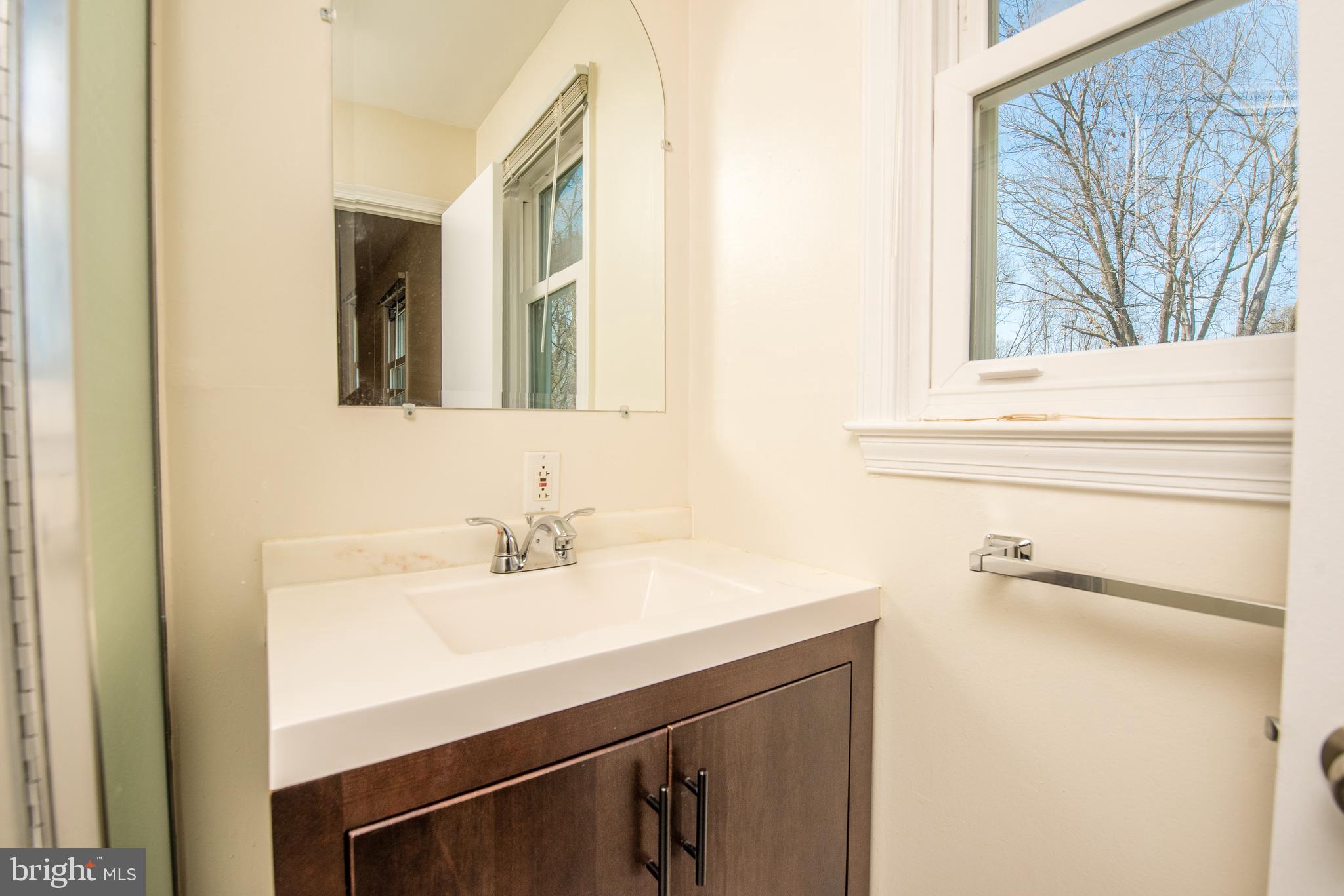 KEMP MILL HILLS - Residential