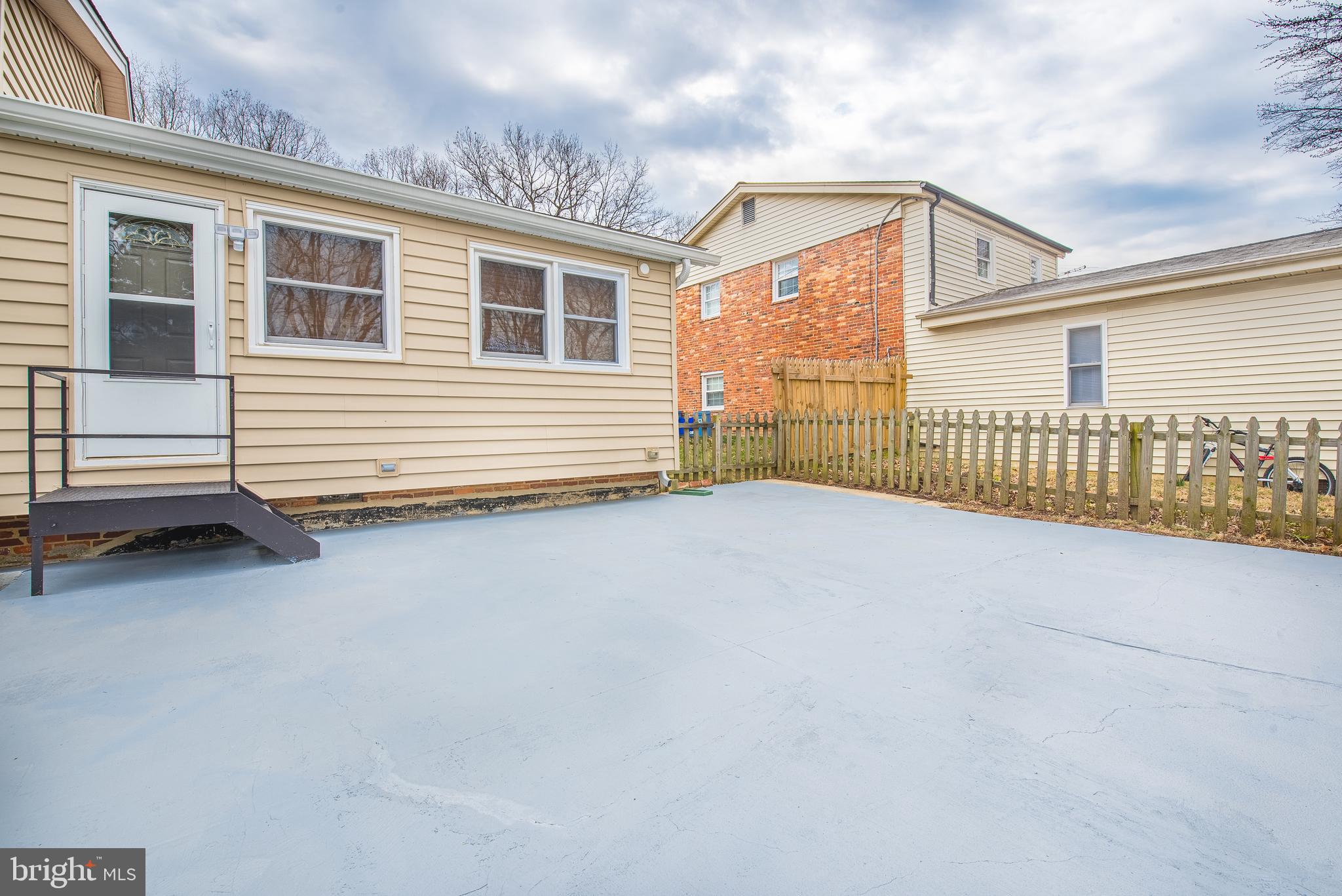 KEMP MILL HILLS - Residential