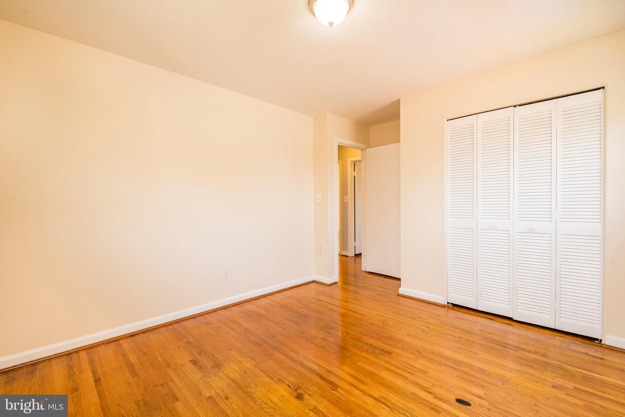 KEMP MILL HILLS - Residential