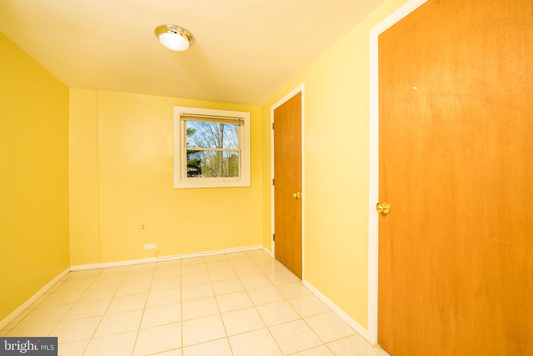 KEMP MILL HILLS - Residential