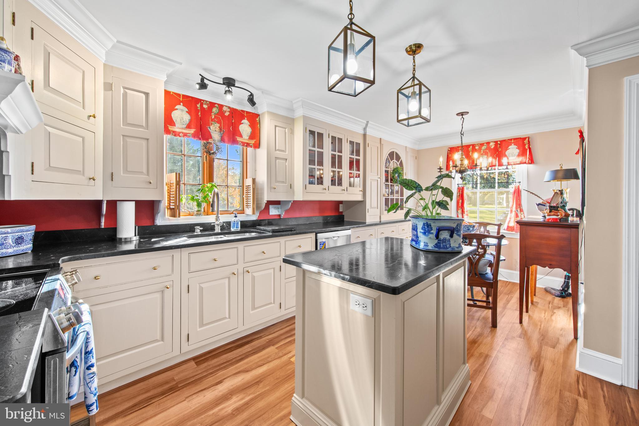 MILFORD - Residential