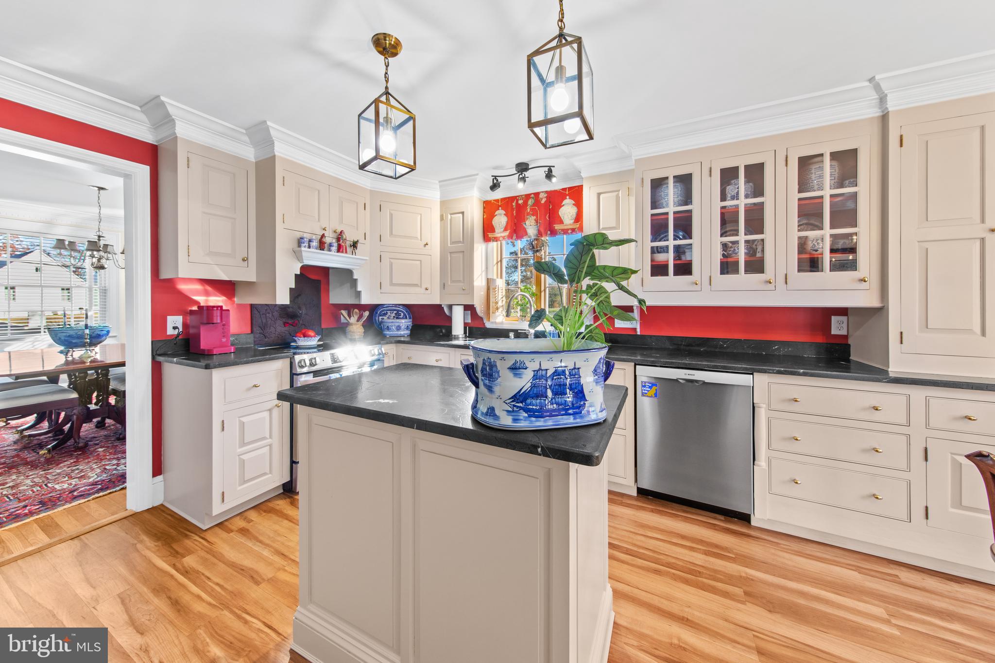 MILFORD - Residential