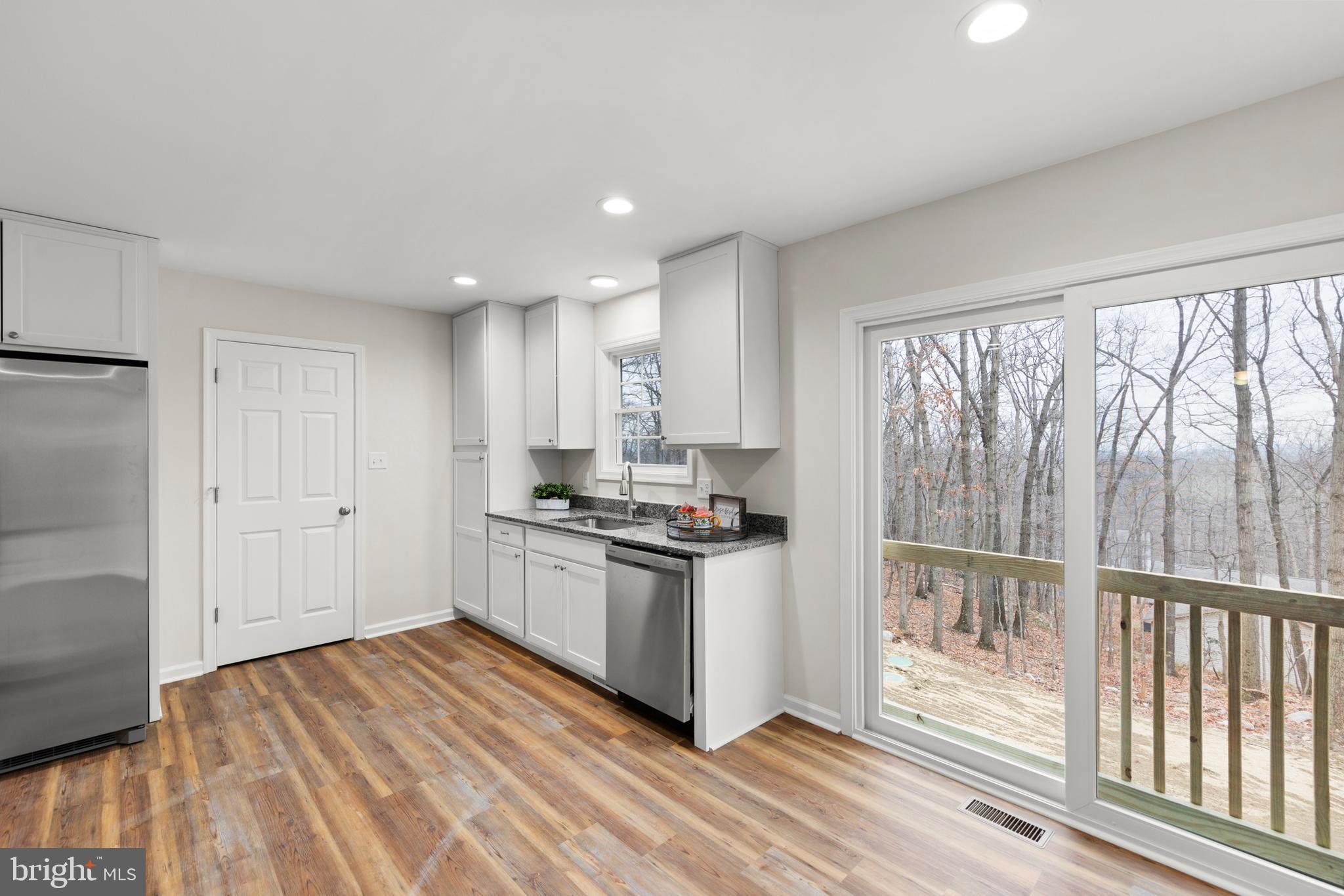 MOUNTAIN FALLS PARK - Residential