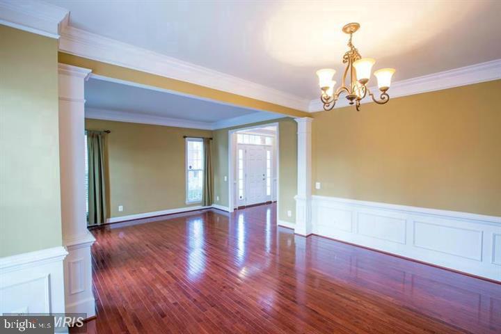 RED CEDAR MIDDLE VILLAGE - Residential Lease