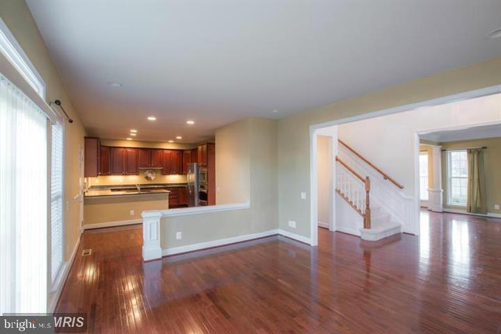 RED CEDAR MIDDLE VILLAGE - Residential Lease