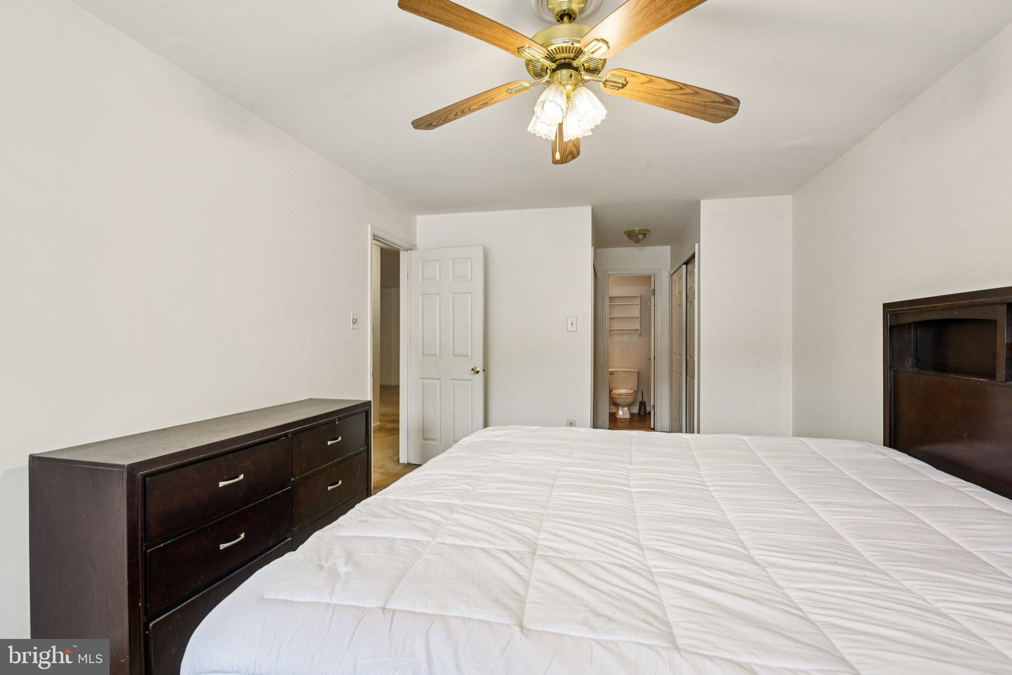 RIVERCHASE CONDOS - Residential