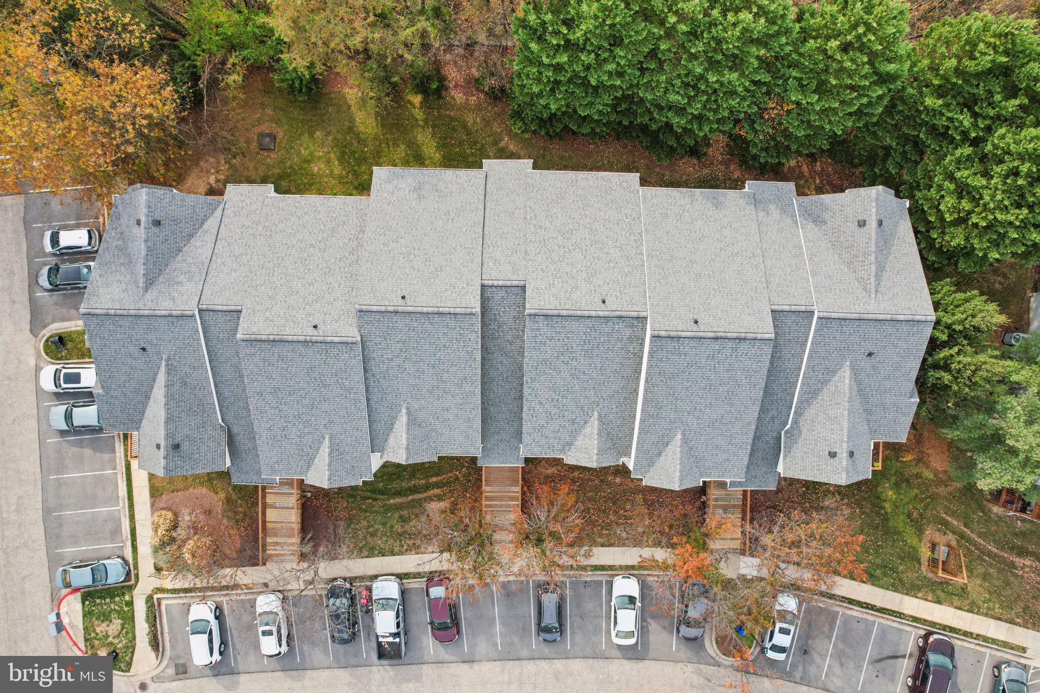 RIVERCHASE CONDOS - Residential