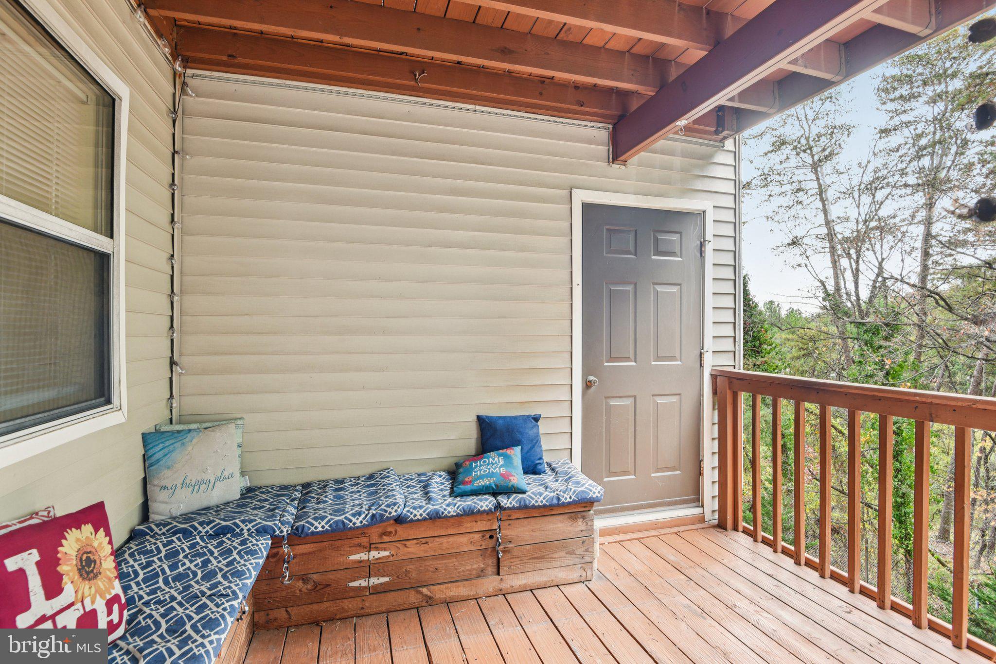 RIVERCHASE CONDOS - Residential