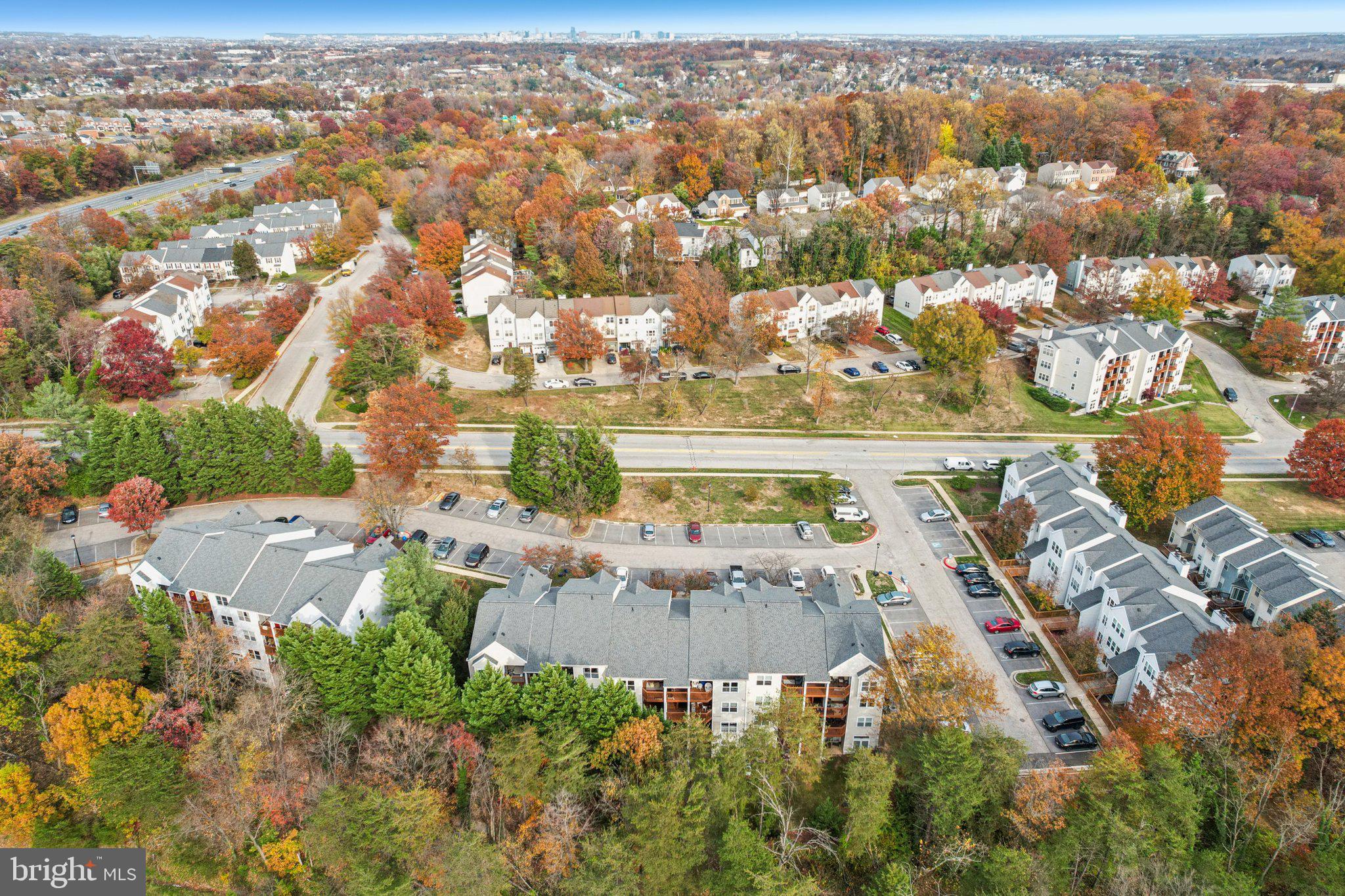 RIVERCHASE CONDOS - Residential