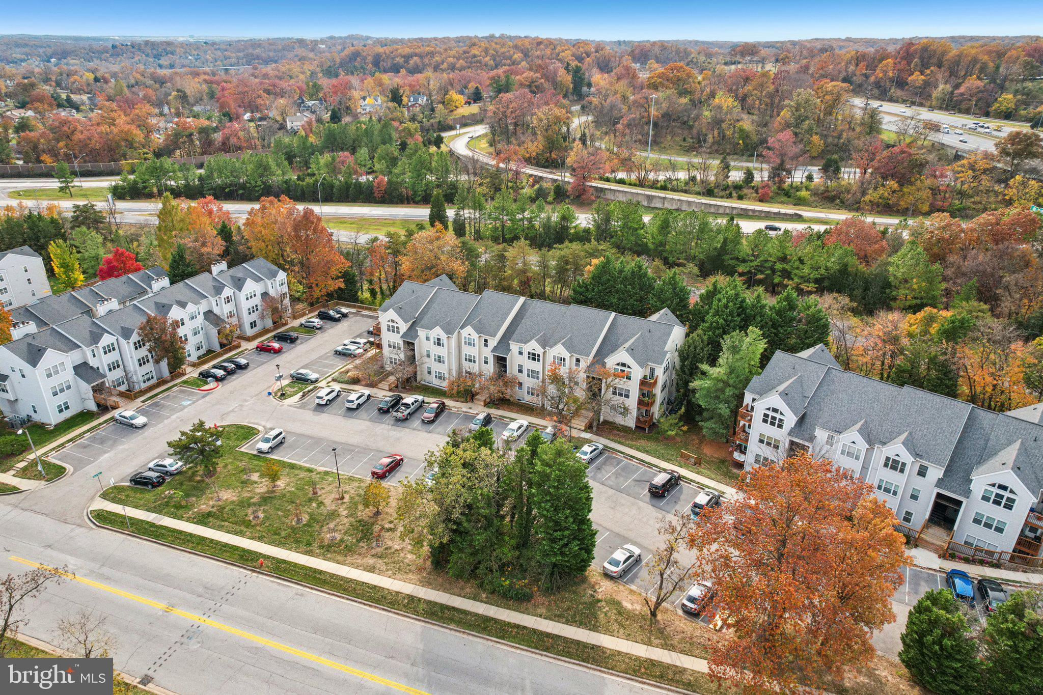 RIVERCHASE CONDOS - Residential