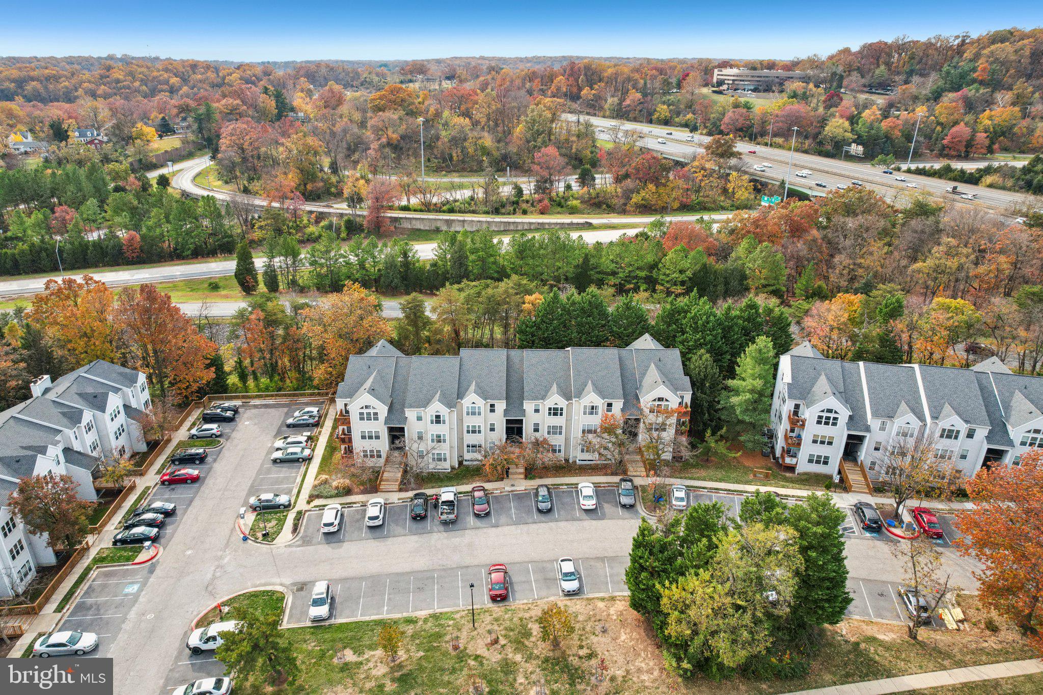 RIVERCHASE CONDOS - Residential