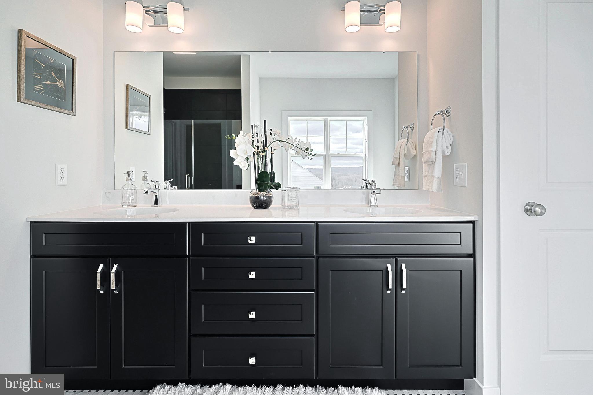 AUTUMN CHASE - Residential