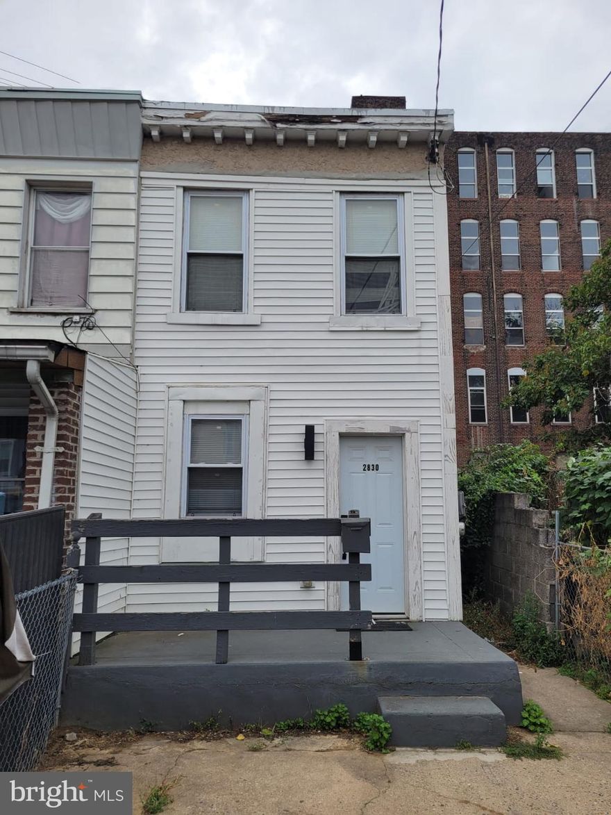 Welcome to 2830 Rosehill St! Unlock the potential of this prime real estate offering, strategically located in a high-demand area. This property presents an excellent opportunity for savvy investors looking to capitalize on steady appreciation, rental income, or development potential. Whether you’re a seasoned investor seeking a stable asset or looking to leverage growth through strategic upgrades. Don’t miss out on this lucrative investment opportunity!