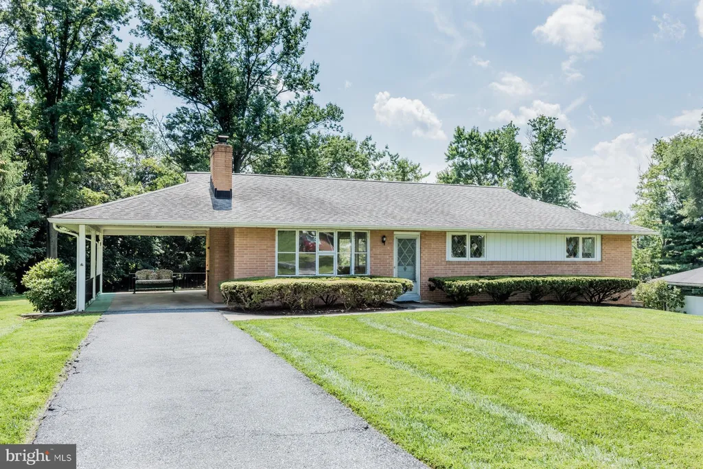 10385 Lombardi Drive, Ellicott City, MD 21042