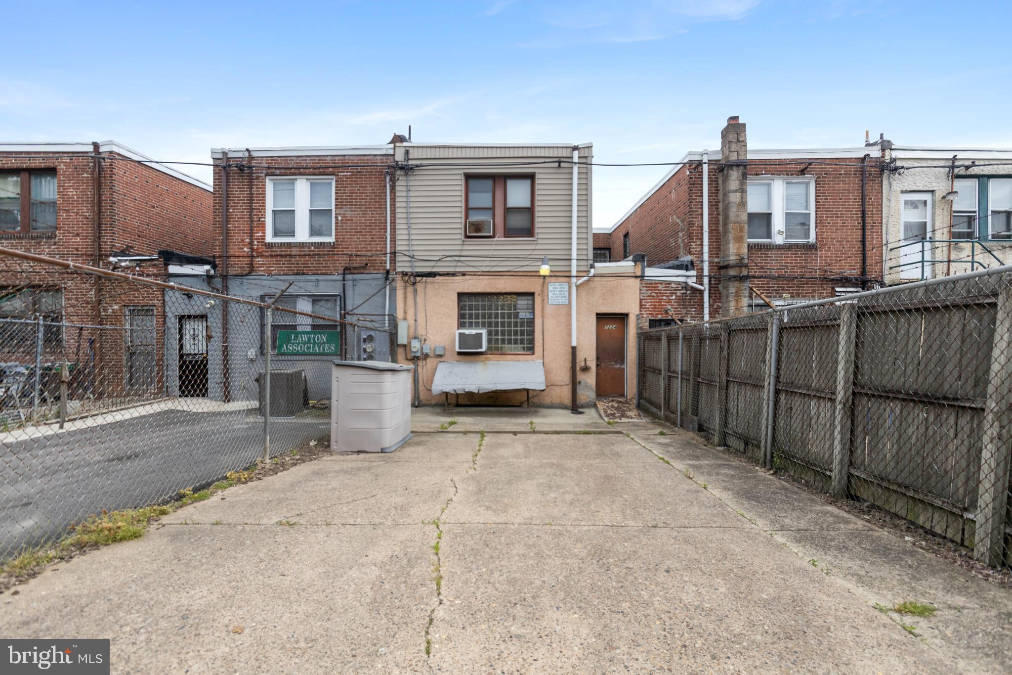 WEST OAK LANE - Commercial Sale