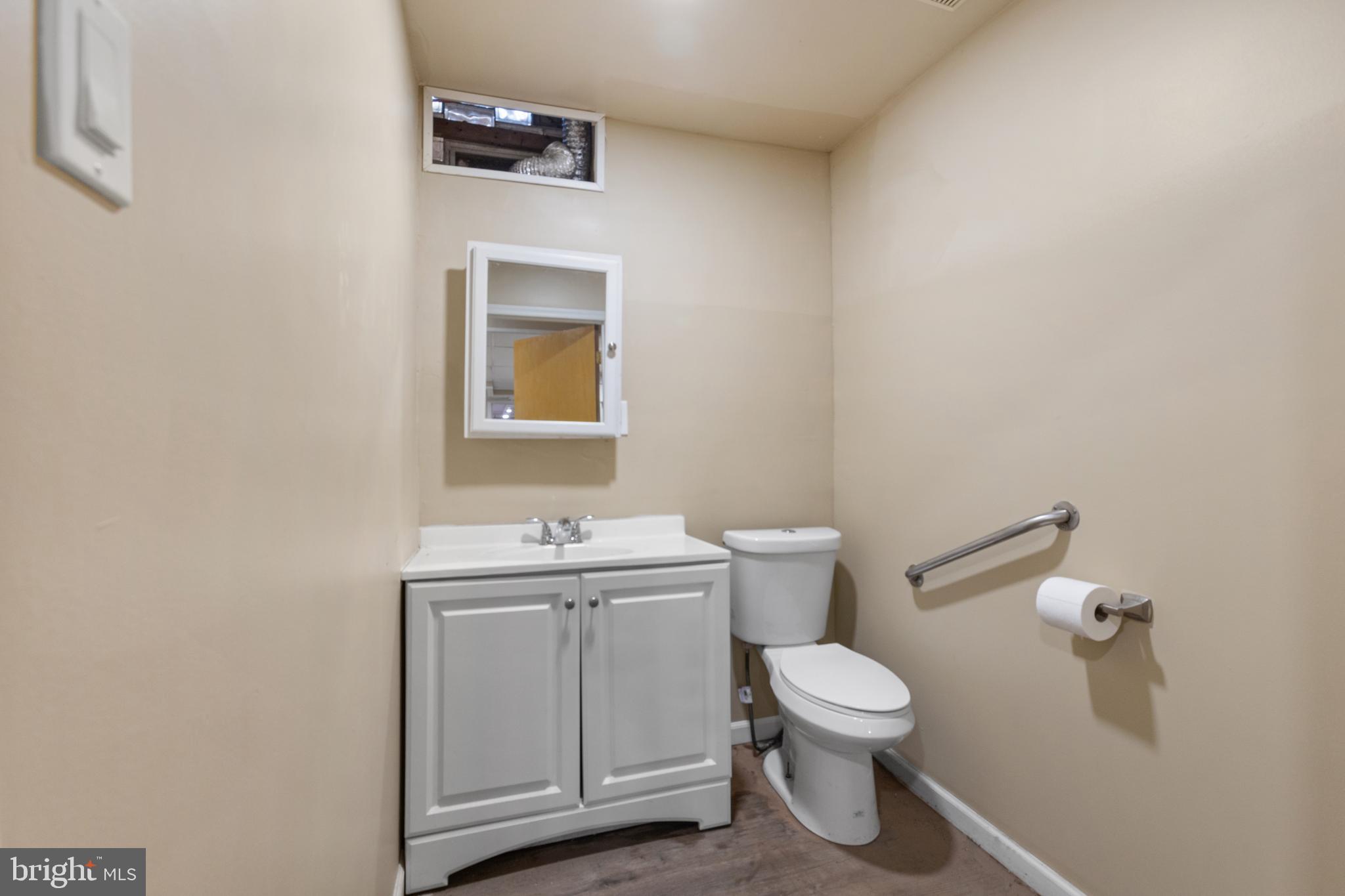 WEST OAK LANE - Commercial Sale