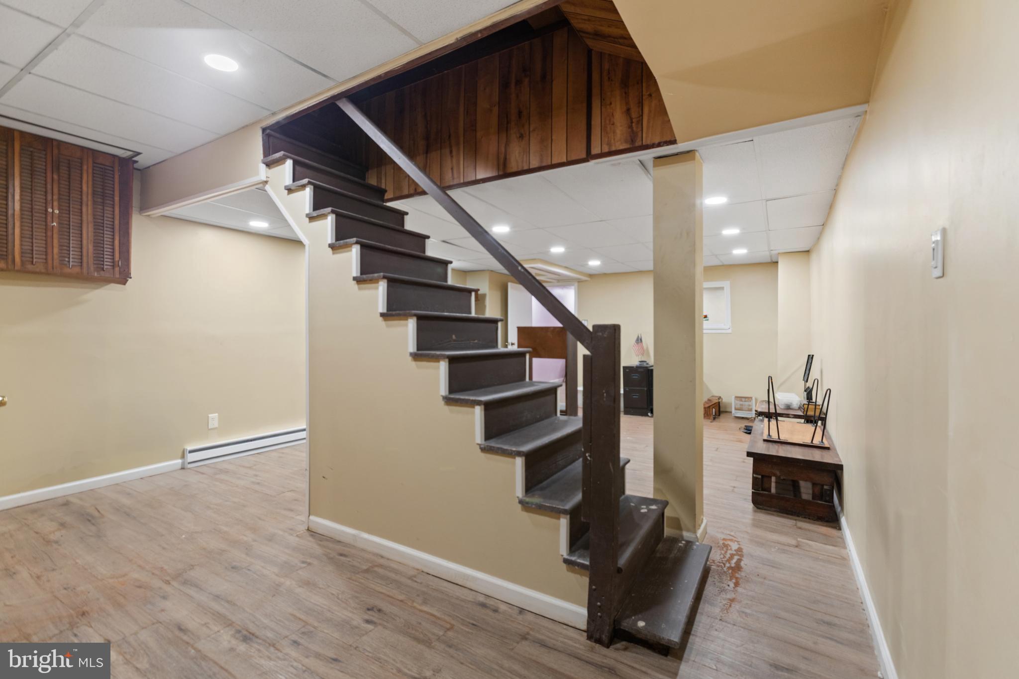 WEST OAK LANE - Commercial Sale