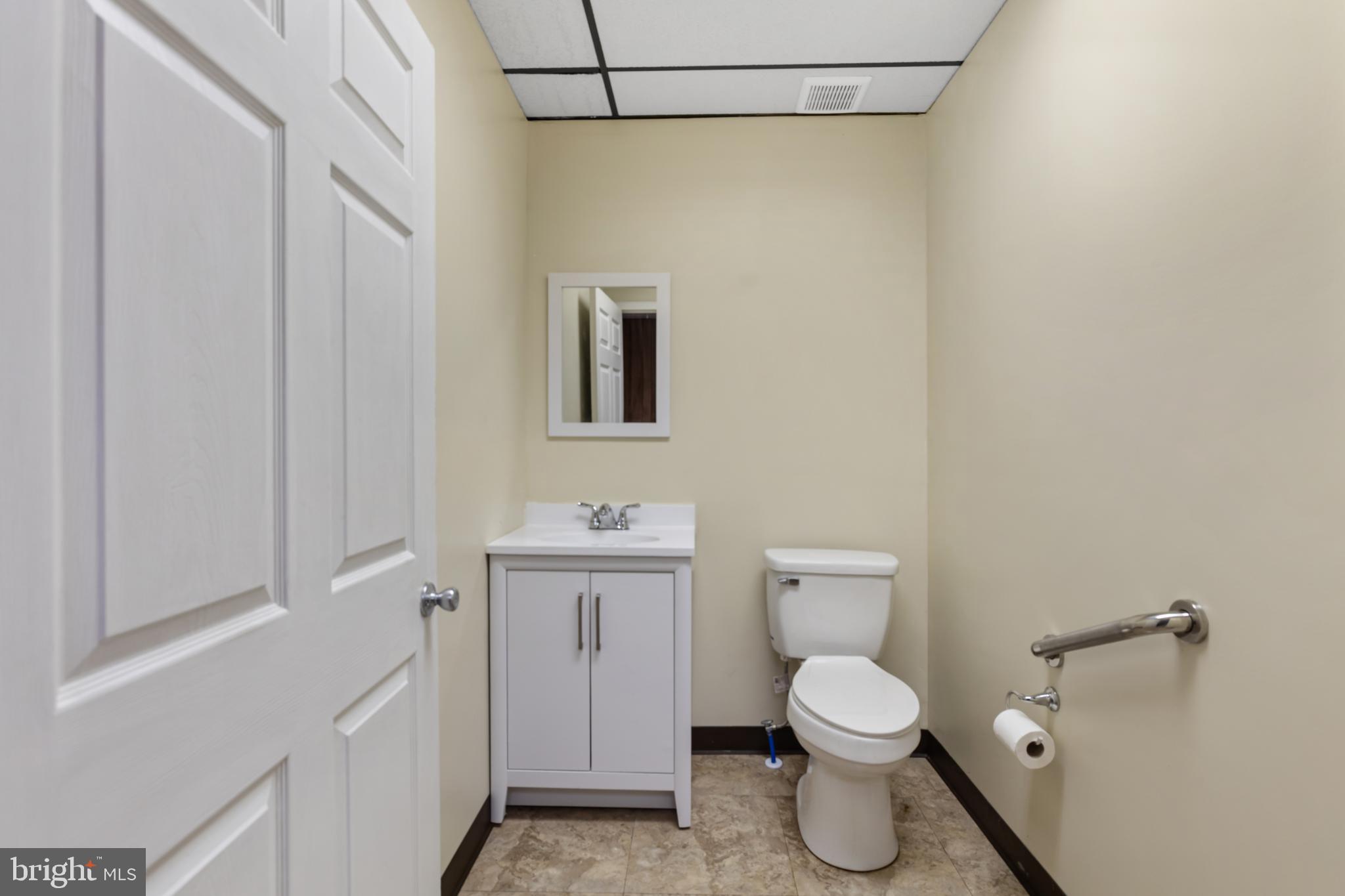 WEST OAK LANE - Commercial Sale