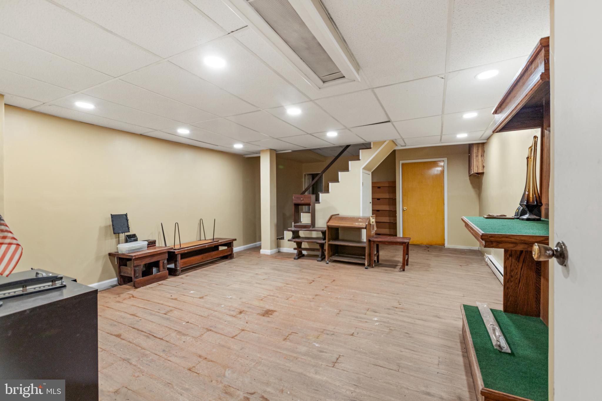 WEST OAK LANE - Commercial Sale