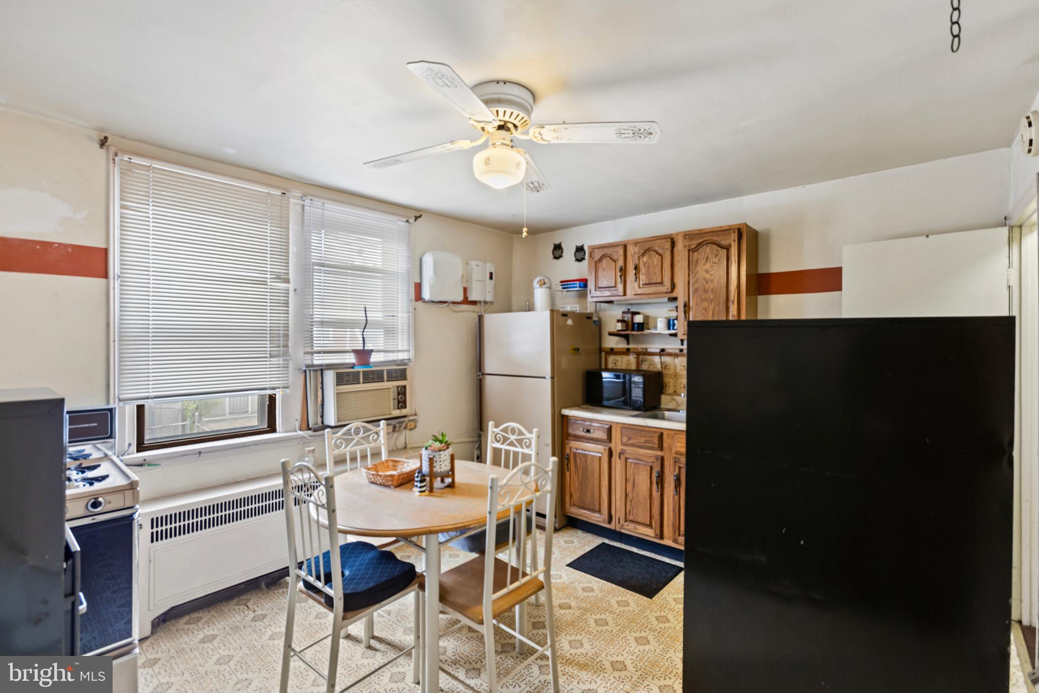 WEST OAK LANE - Commercial Sale