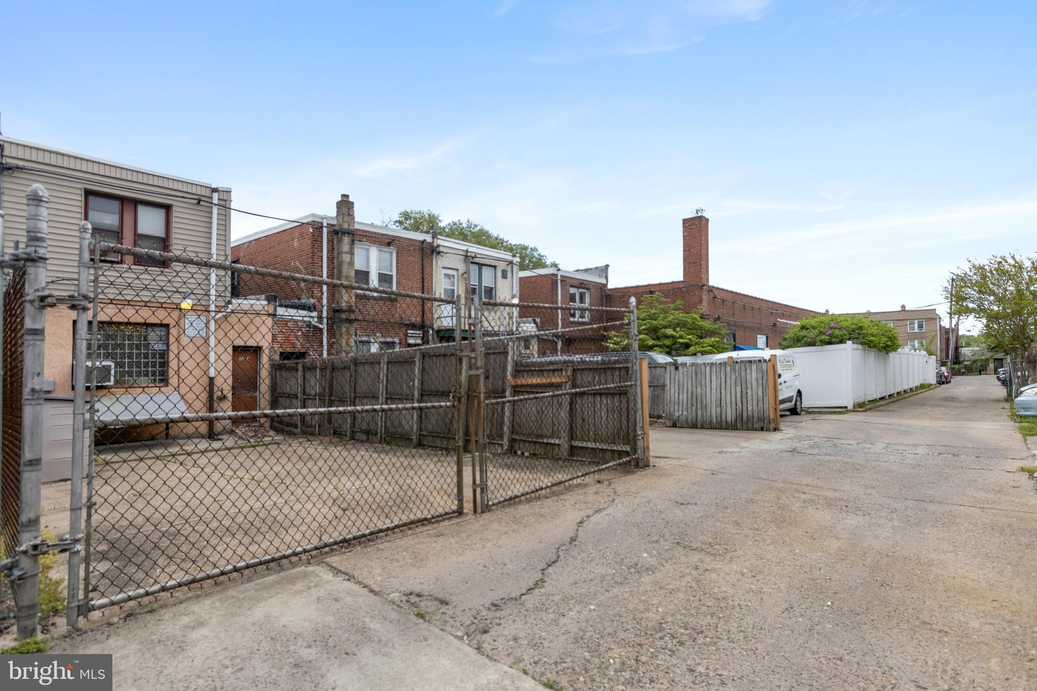 WEST OAK LANE - Commercial Sale