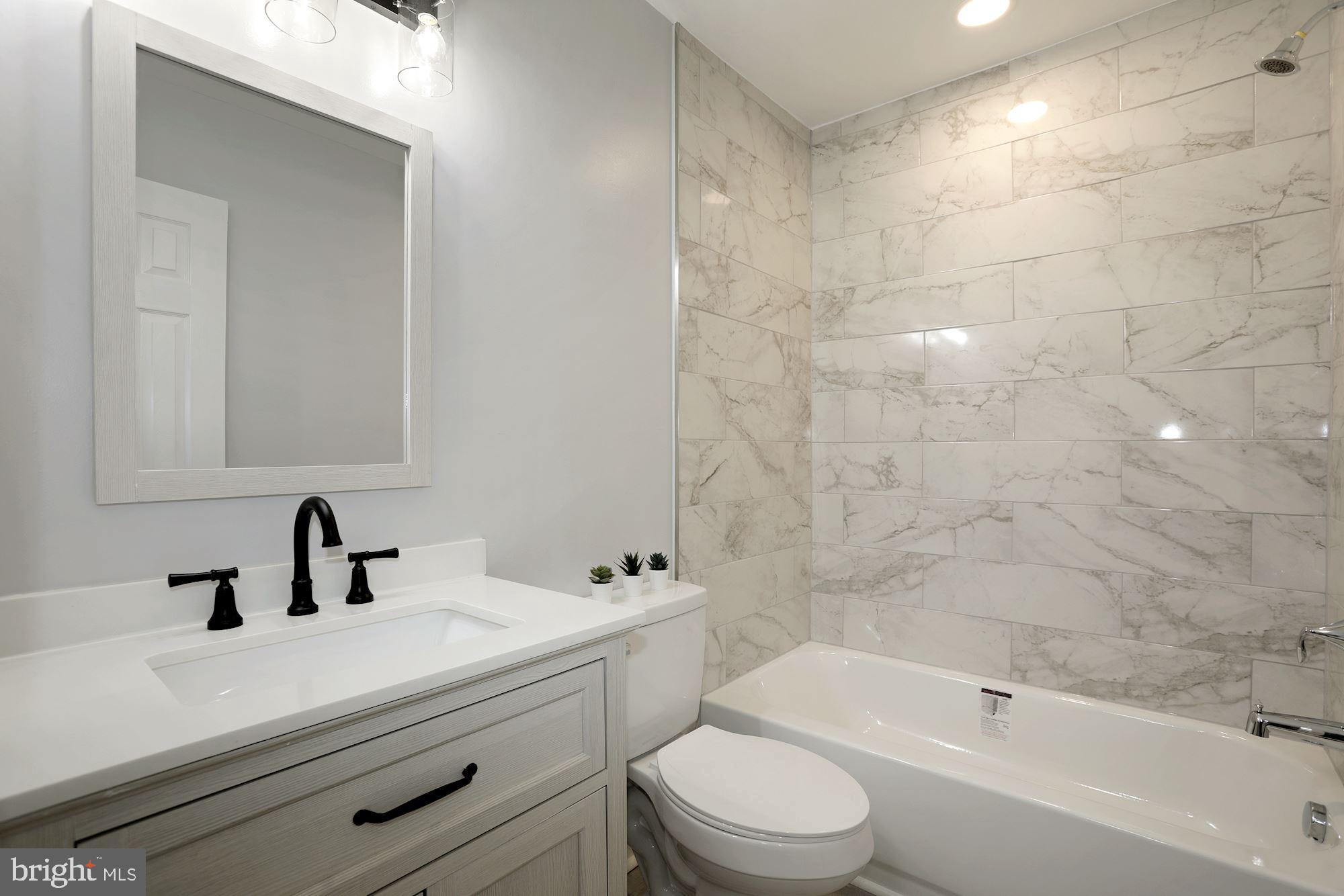 BURKE STATION SQUARE - Residential