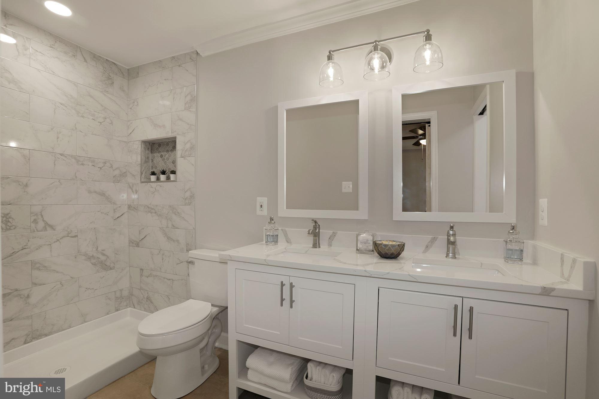 BURKE STATION SQUARE - Residential