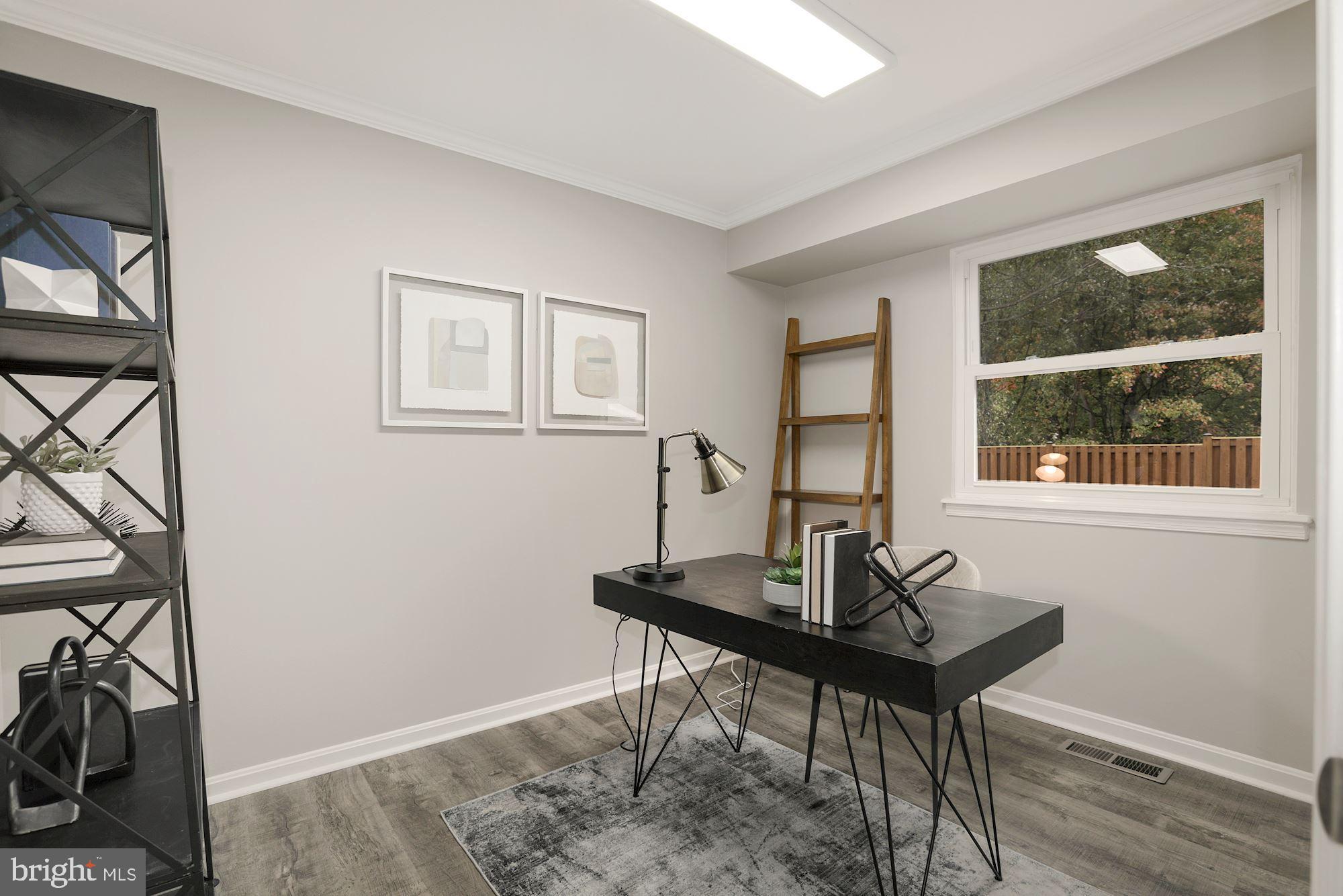 BURKE STATION SQUARE - Residential