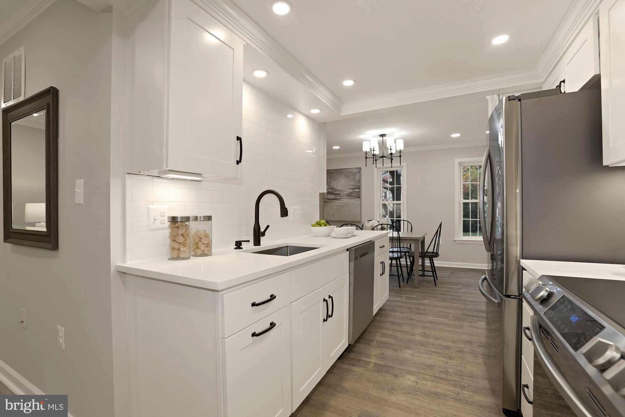 BURKE STATION SQUARE - Residential