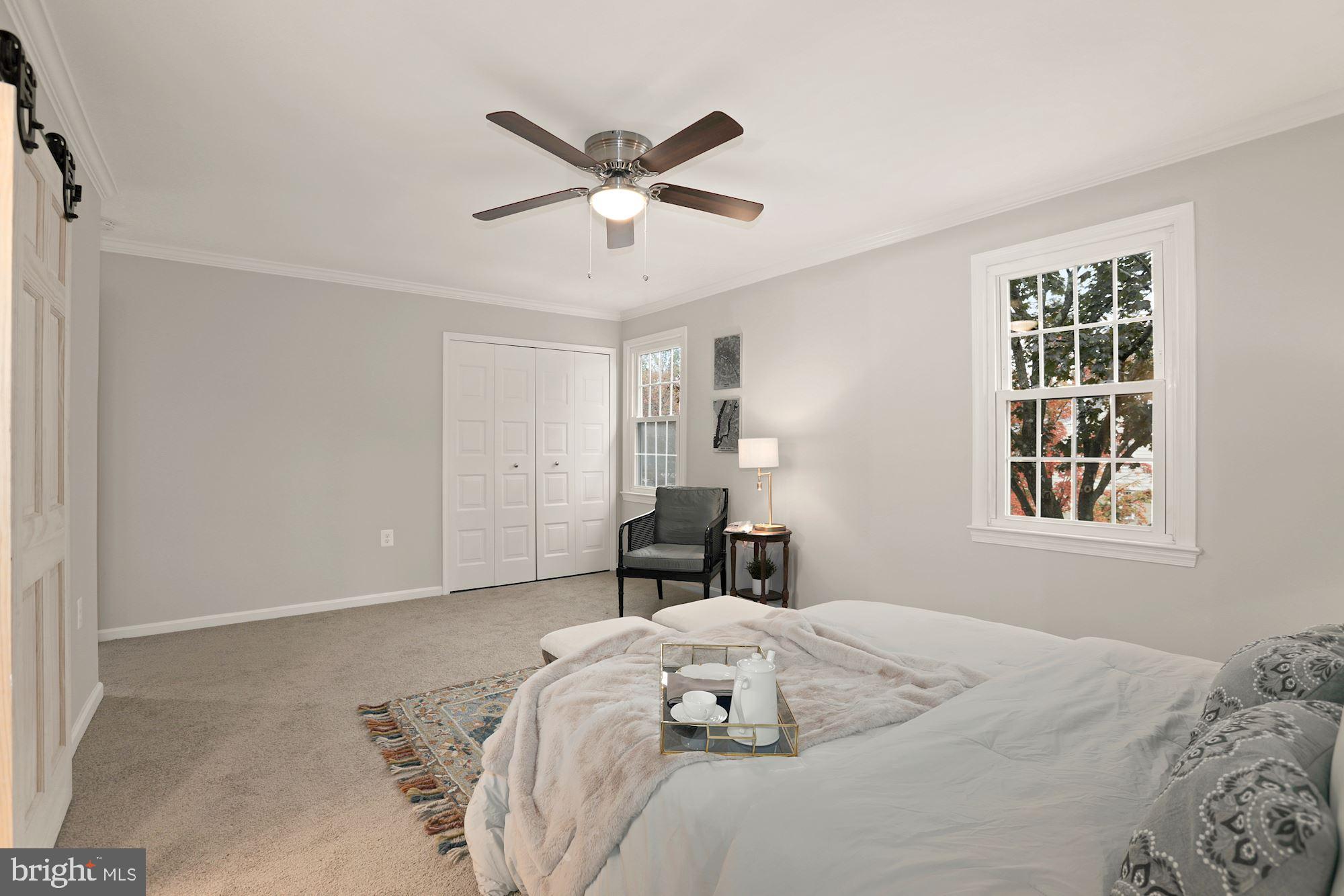 BURKE STATION SQUARE - Residential