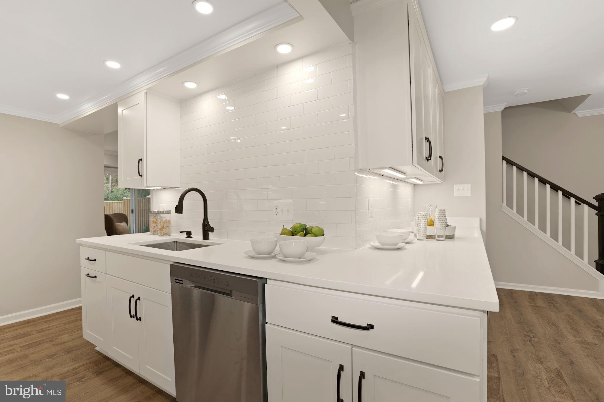 BURKE STATION SQUARE - Residential