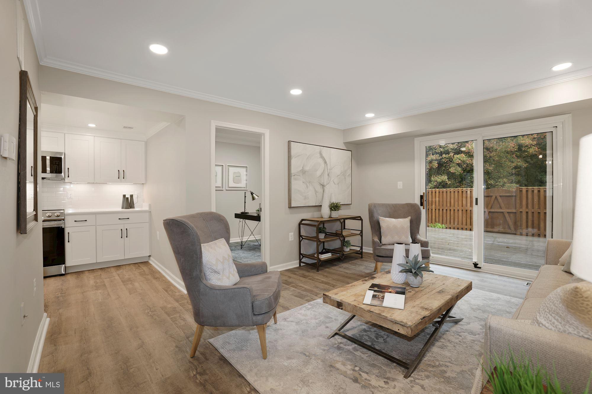 BURKE STATION SQUARE - Residential