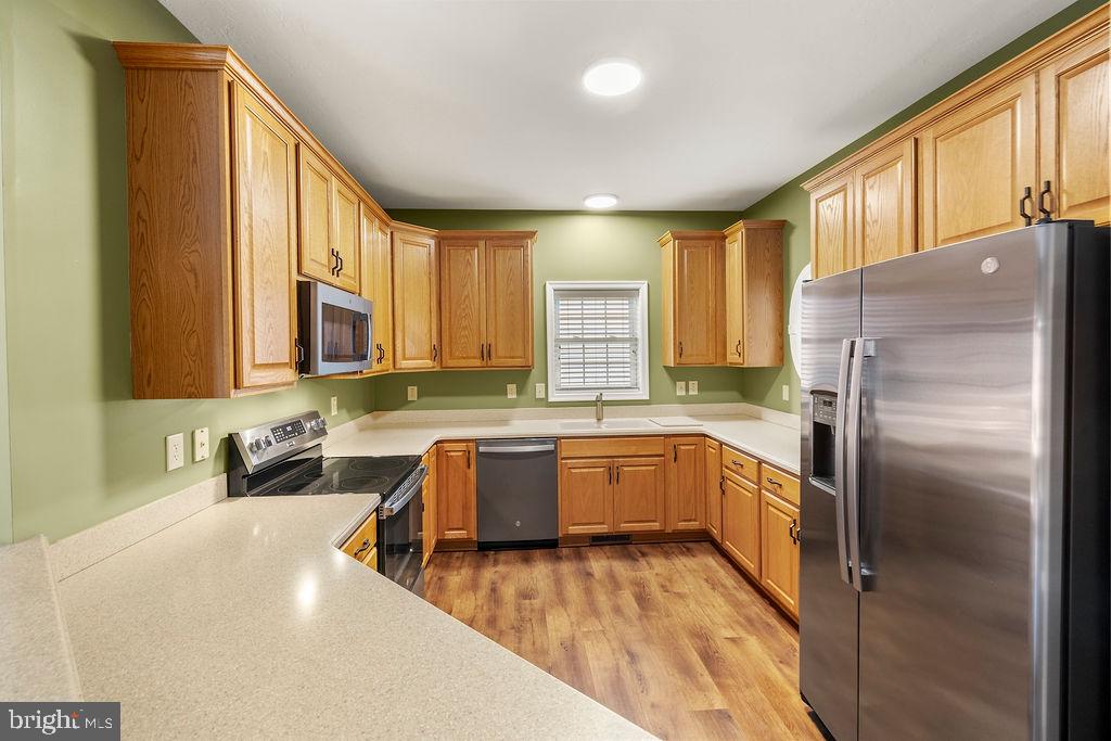 DEATRICK VILLAGE - Residential