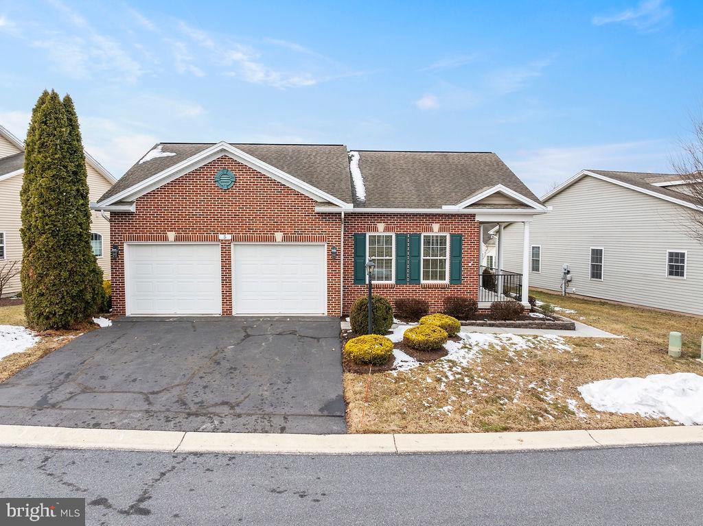 DEATRICK VILLAGE - Residential