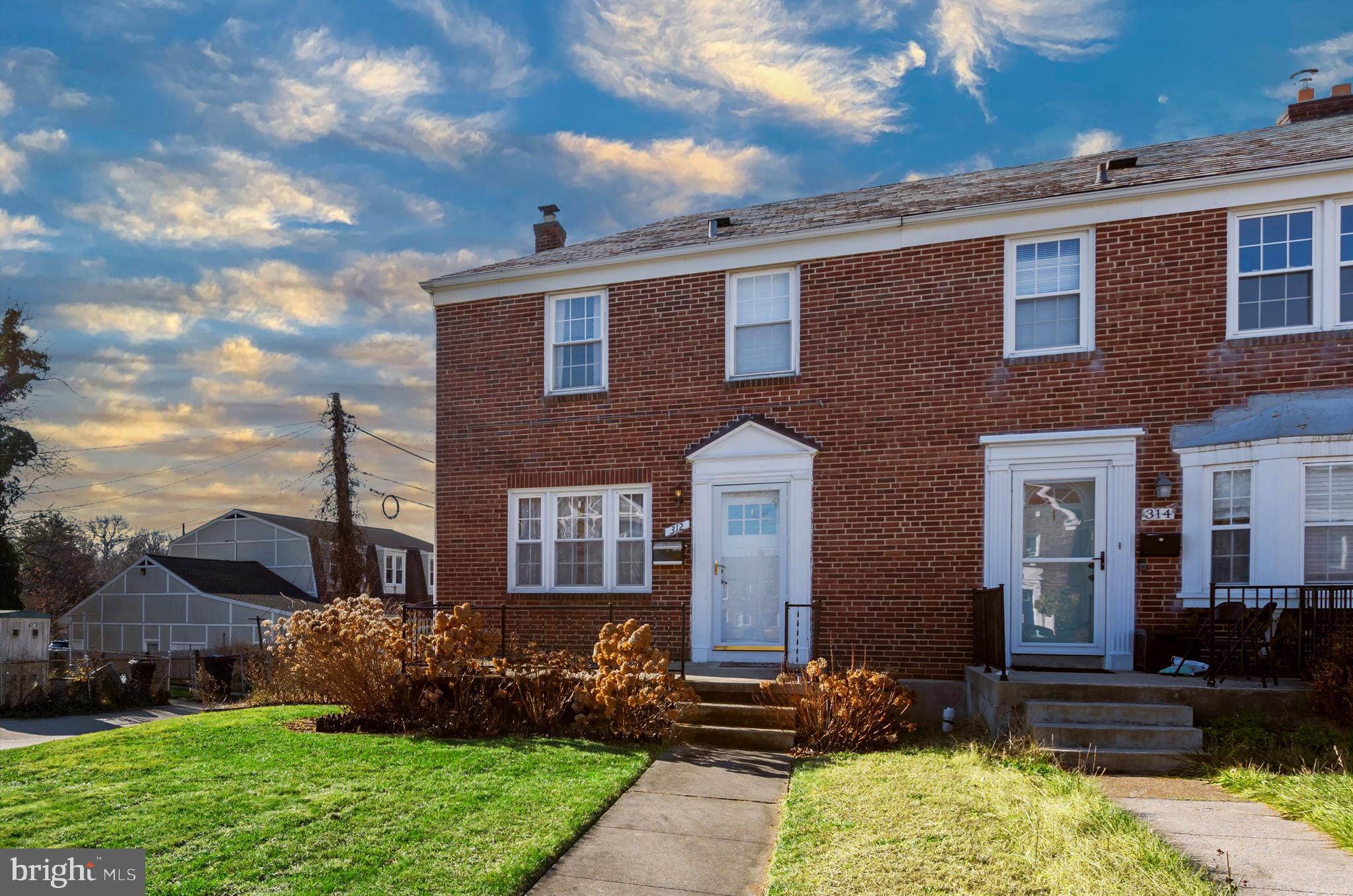 ACADEMY HEIGHTS - Residential Lease