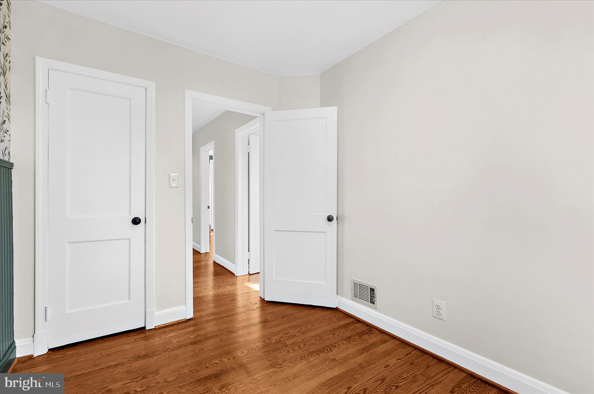 ACADEMY HEIGHTS - Residential Lease