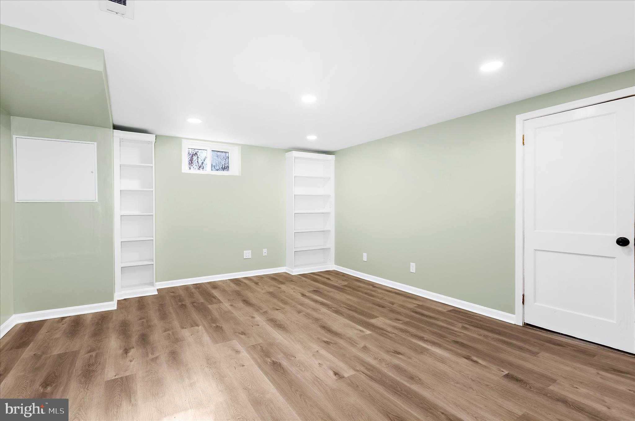 ACADEMY HEIGHTS - Residential Lease