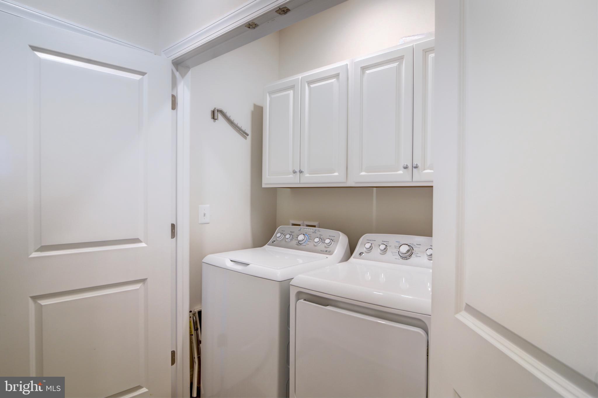 REGENCY AT ASHBURN - Residential