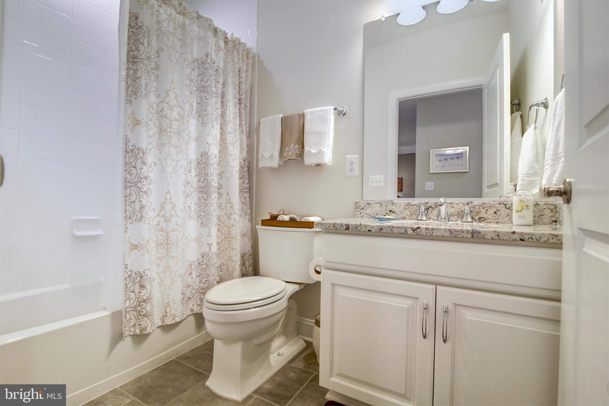 REGENCY AT ASHBURN - Residential