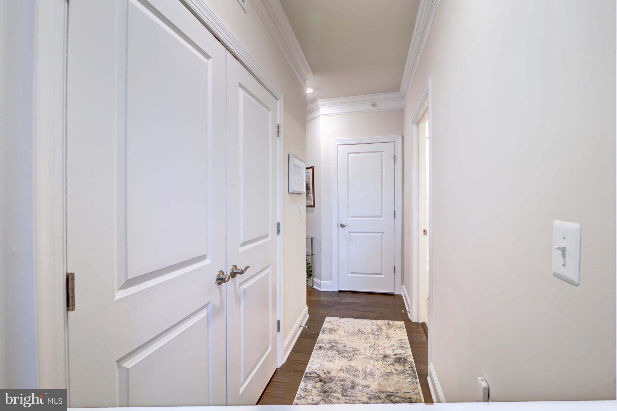 REGENCY AT ASHBURN - Residential