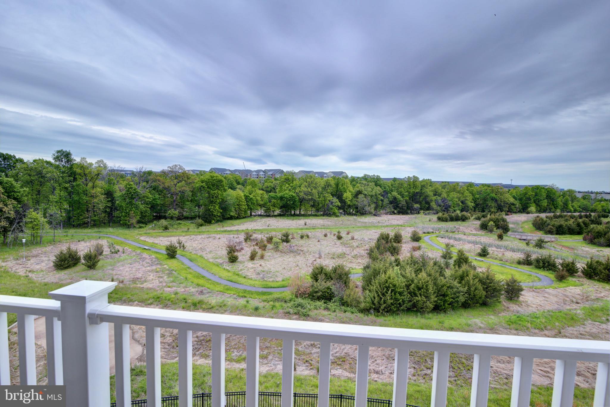 REGENCY AT ASHBURN - Residential