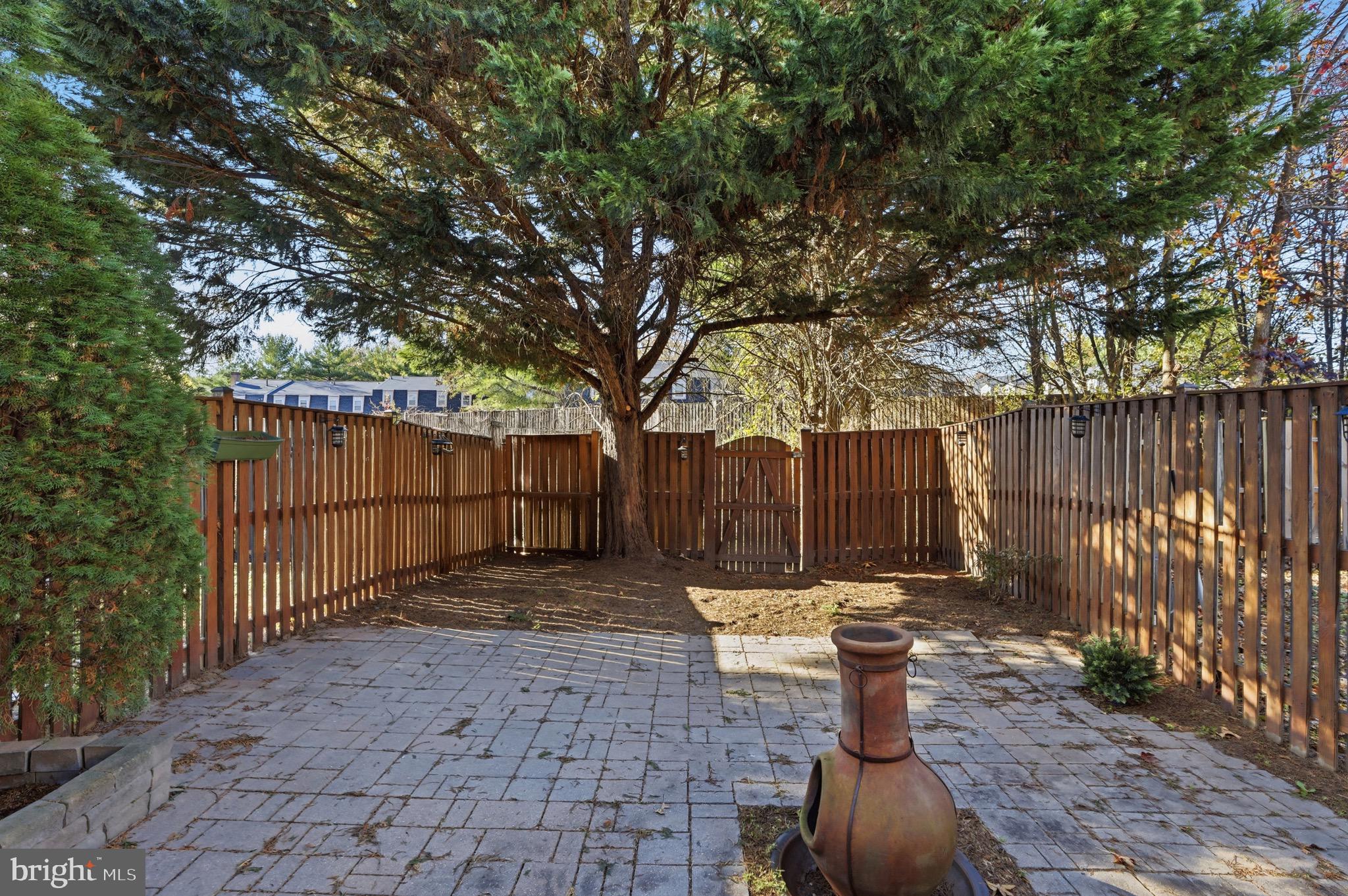 JACOBS MEADOW - Residential