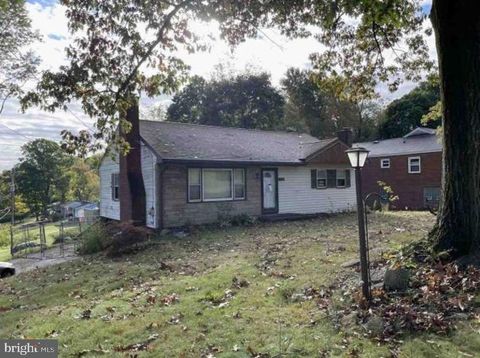 Homes For Sale - 355 Barclay Hill Road<br/> Beaver County, BEAVER, PA 15009